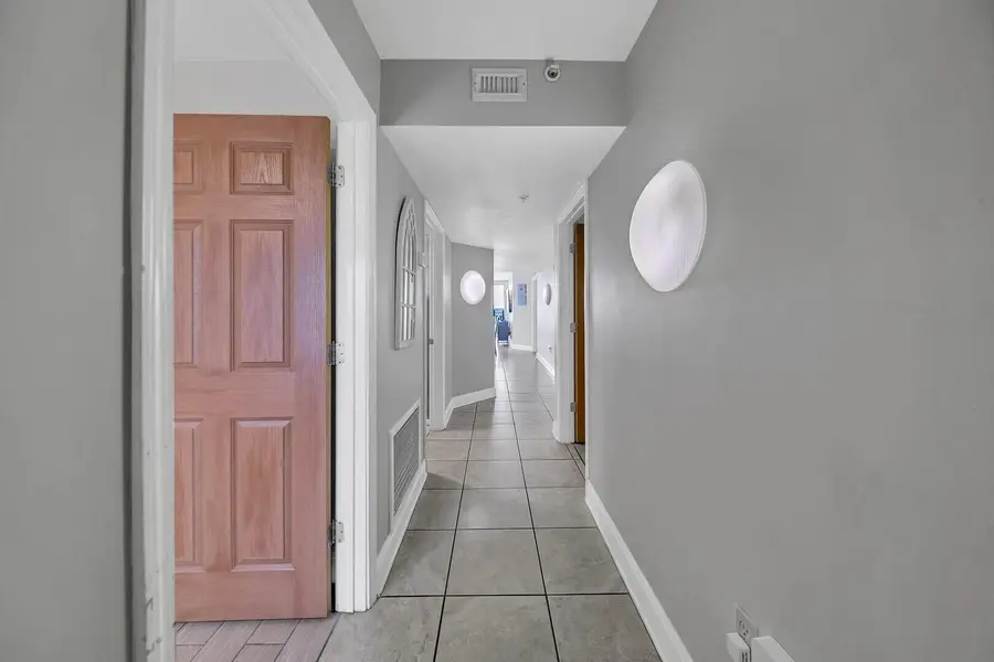 663 Nautilus Court #201, Fort Walton Beach, FL 32548 - Image #3