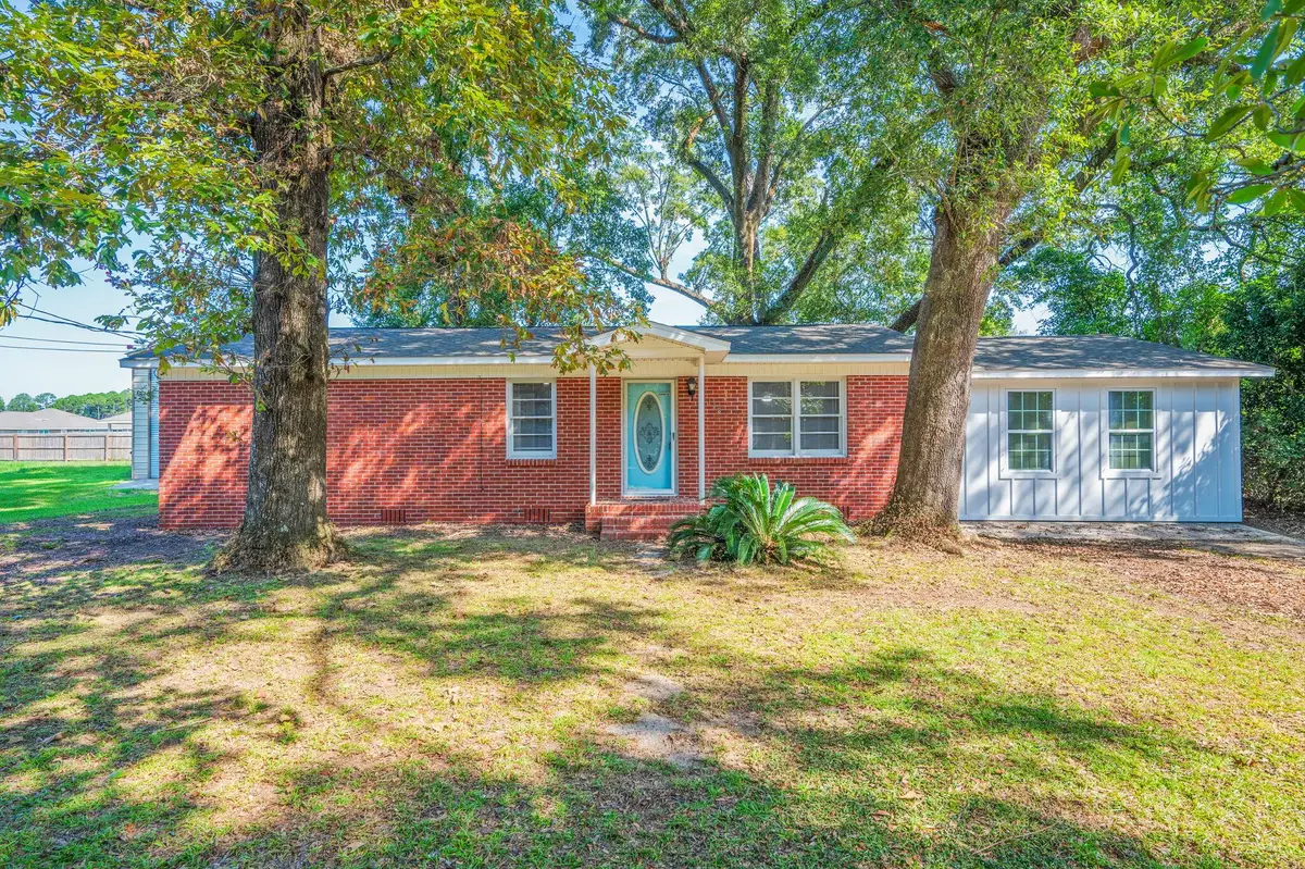 118 Czar Lane, Pensacola, FL 32503 - Image #1