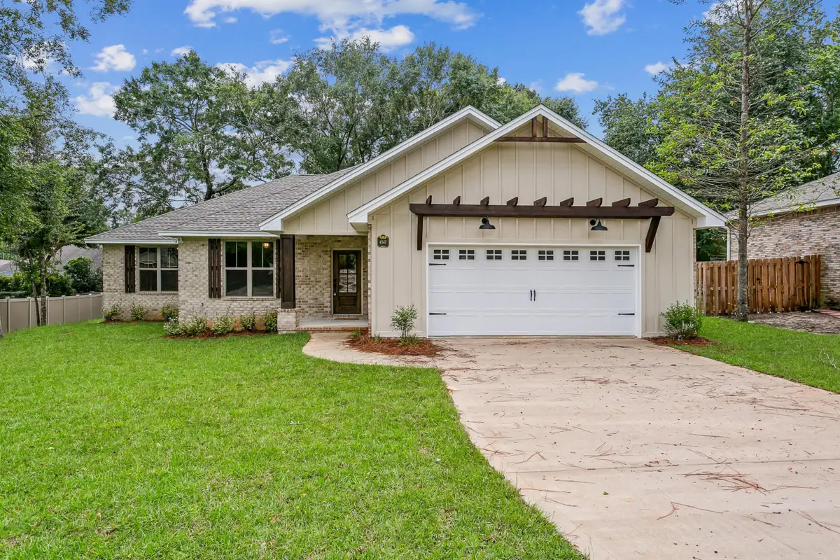 4567 Pfitzer Circle, Crestview, FL 32536 - Image #1