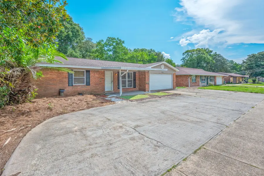 710 E Hollywood Boulevard, Mary Esther, FL 32569 - Image #3