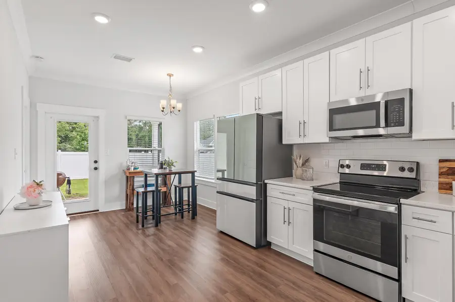 8 Alexander Way, Freeport, FL 32439 - Image #3