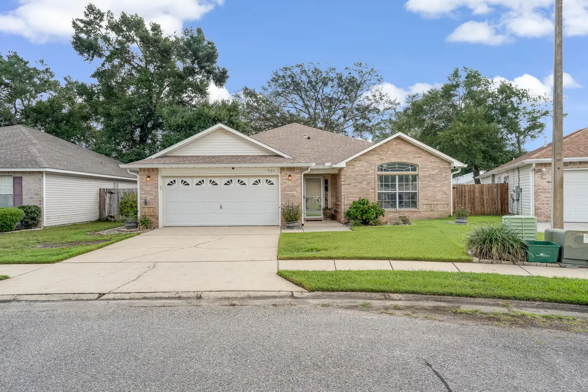 926 Scenic Oak Lane, Fort Walton Beach, FL 32547 - Image #1