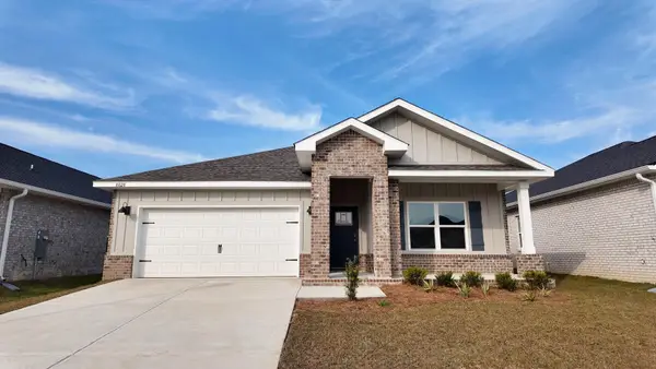 8028 Fir Tree Drive, Milton, FL 32583