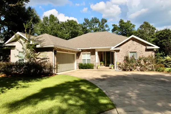4809 Grove Street, Crestview, FL 32539