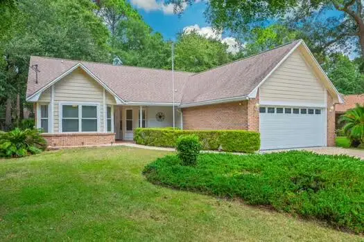 1860 Bayshore Drive, Niceville, FL 32578