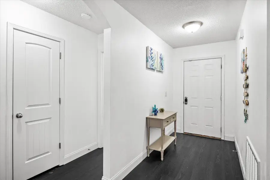 8359 Tavira Street, Navarre, FL 32566 - Image #3