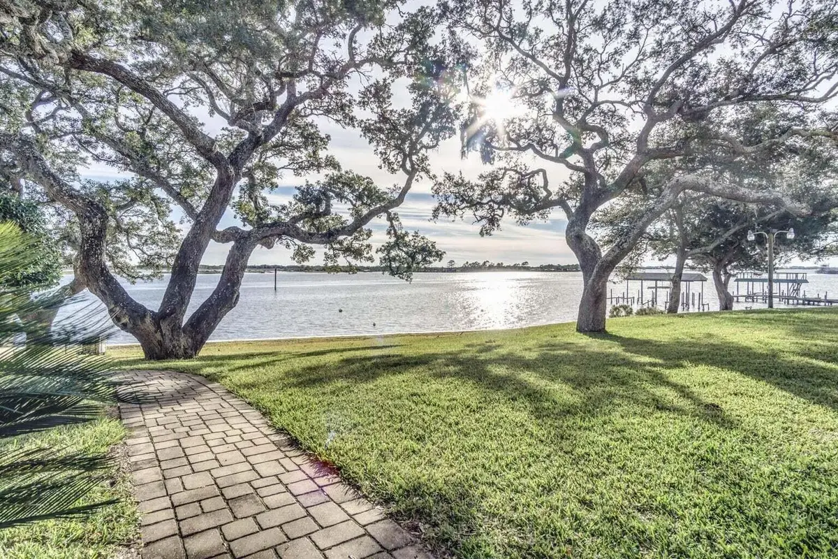 209 W Miracle Strip Parkway #J201, Mary Esther, FL 32569 - Image #1