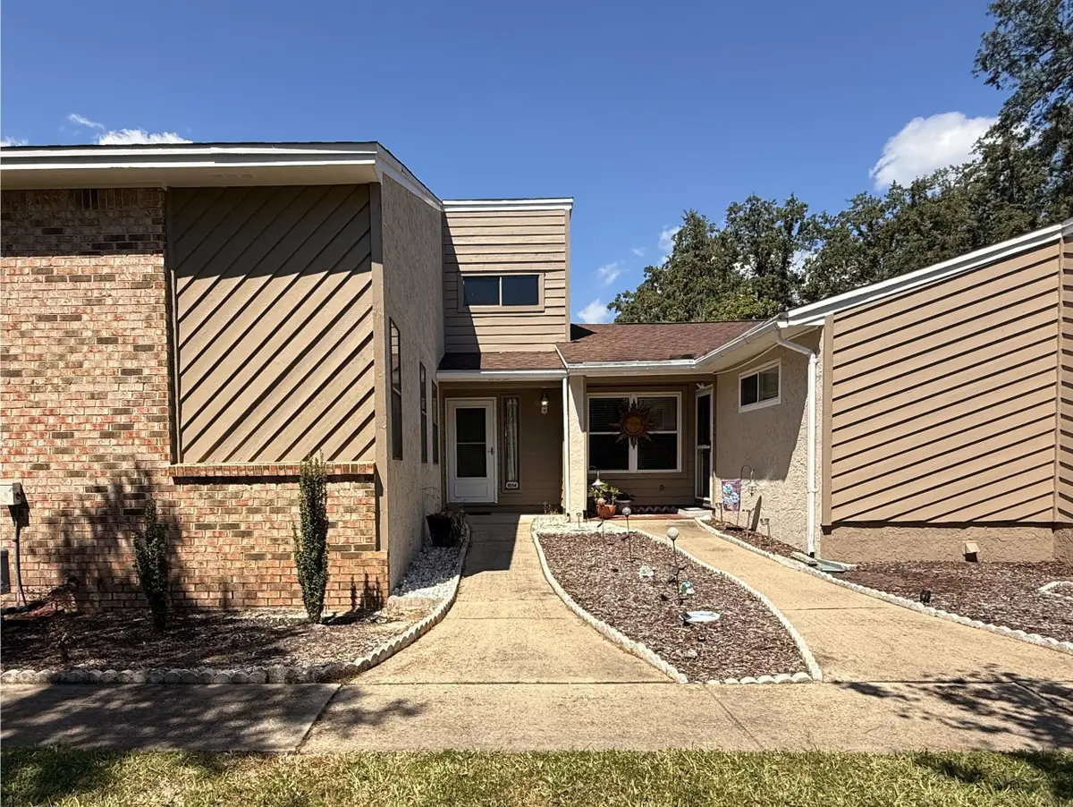 1054 9th Street, Shalimar, FL 32579 - #1