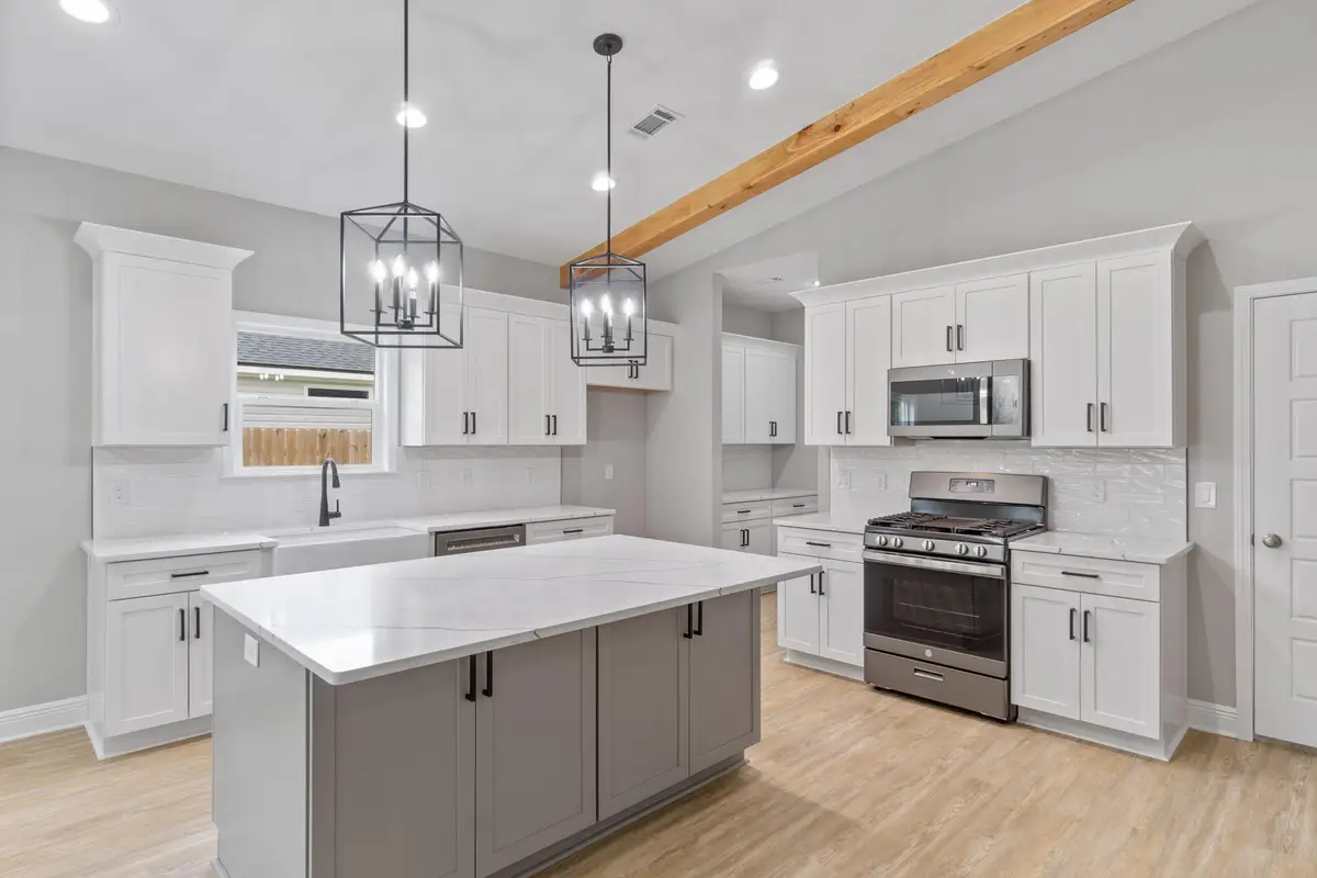 8332 Vickie Street, Pensacola, FL 32514 - Image #1