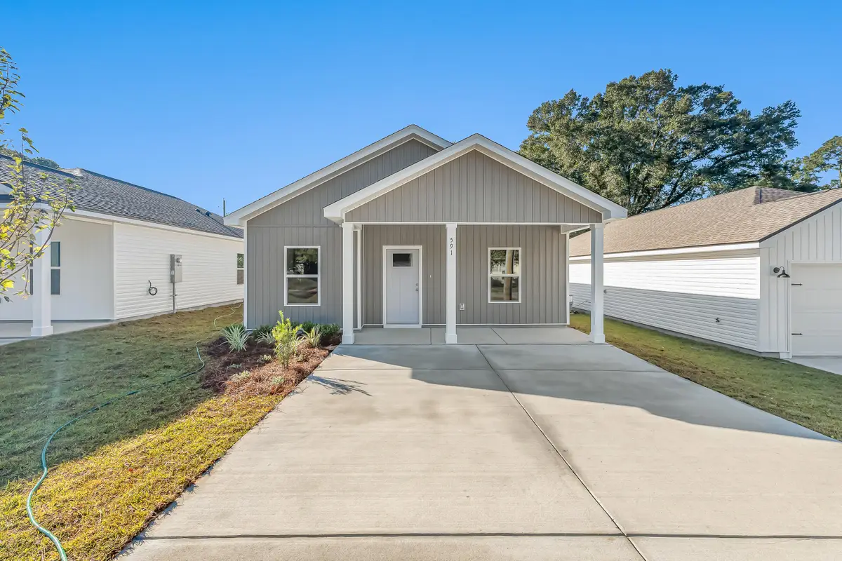 591 Brock Avenue, Crestview, FL 32539 - Image #1