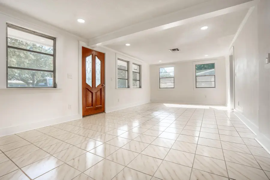 209 Hawthorne Circle, Fort Walton Beach, FL 32547 - Image #2