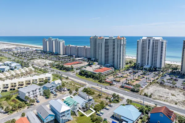 1405 Bahia Drive, Navarre, FL 32566