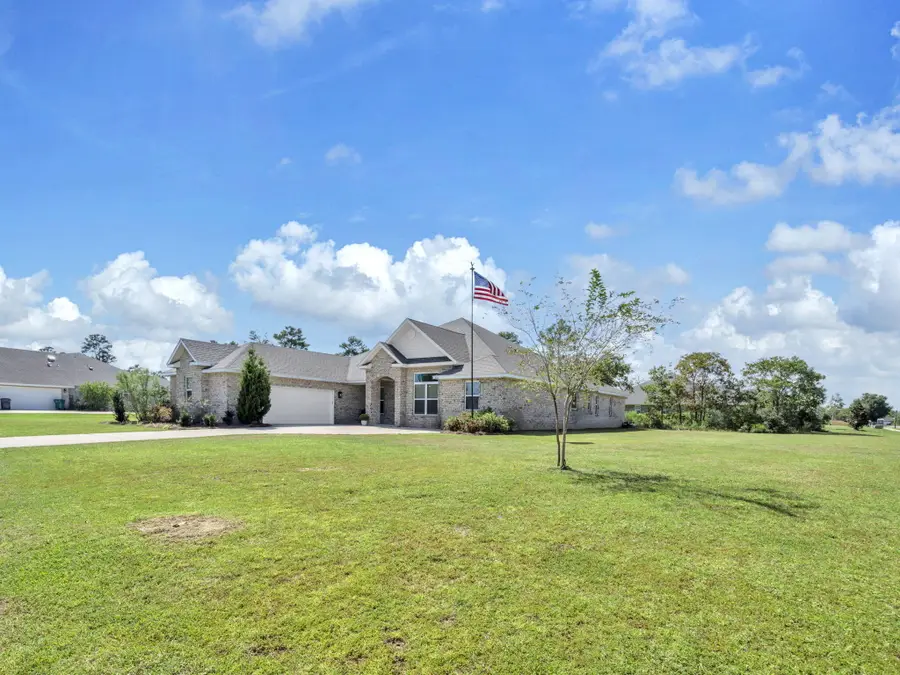 1056 Brushed Dune Circle, Freeport, FL 32439 - Image #3