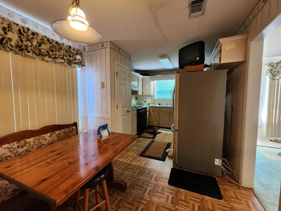 413 Bridgewater Court, Mary Esther, FL 32569 - Image #3