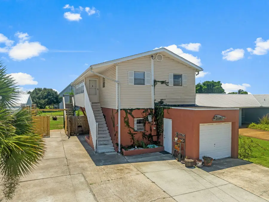 22107 Bataan Avenue, Panama City Beach, FL 32413 - Image #3