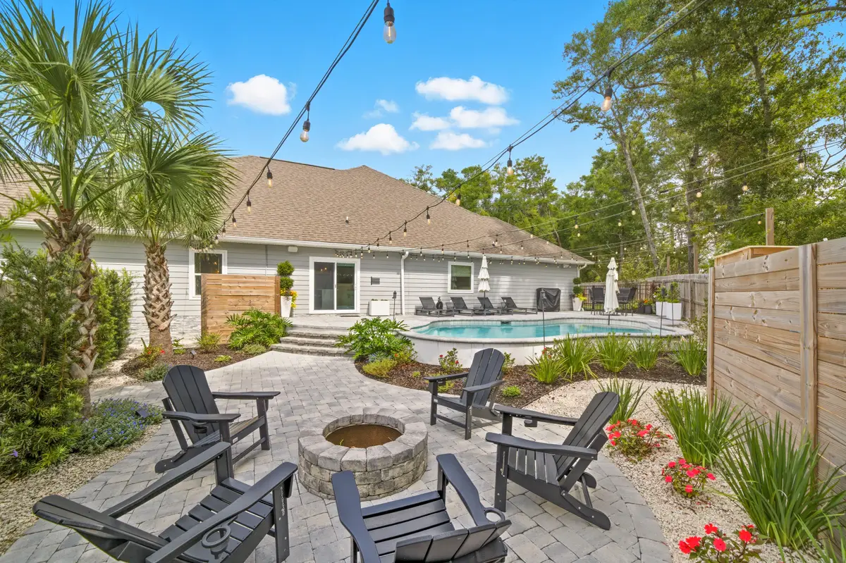 30 Hammock Oaks Boulevard, Freeport, FL 32439 - Image #1