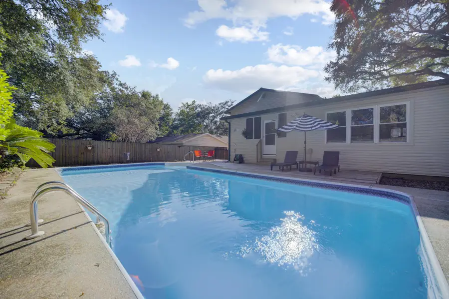 1024 Juniper Avenue, Niceville, FL 32578 - Image #2