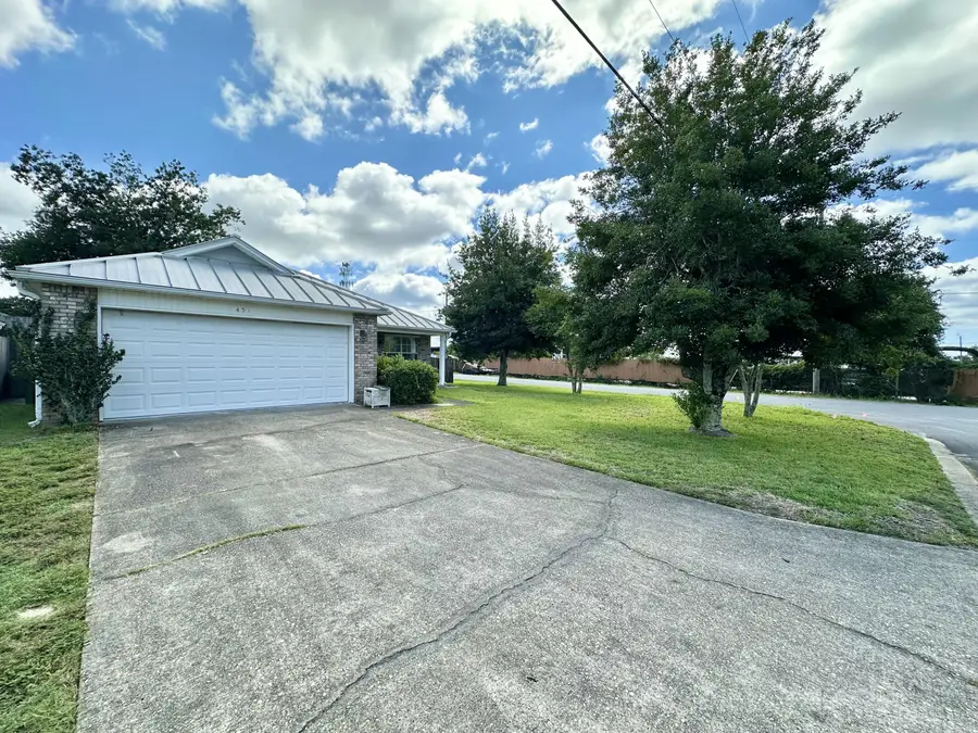 451 West Park Drive, Mary Esther, FL 32569 - Image #2