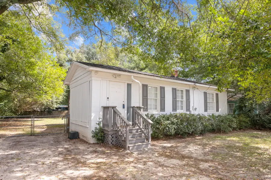 324 Dixie Street, Crestview, FL 32536 - Image #2