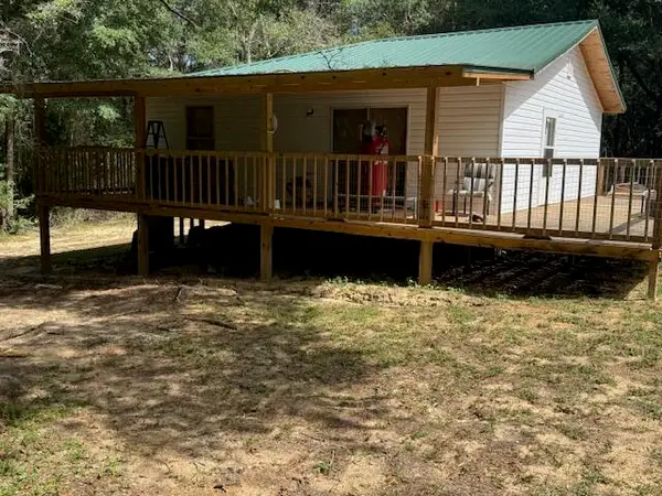 5841 G I Trail, Crestview, FL 32539