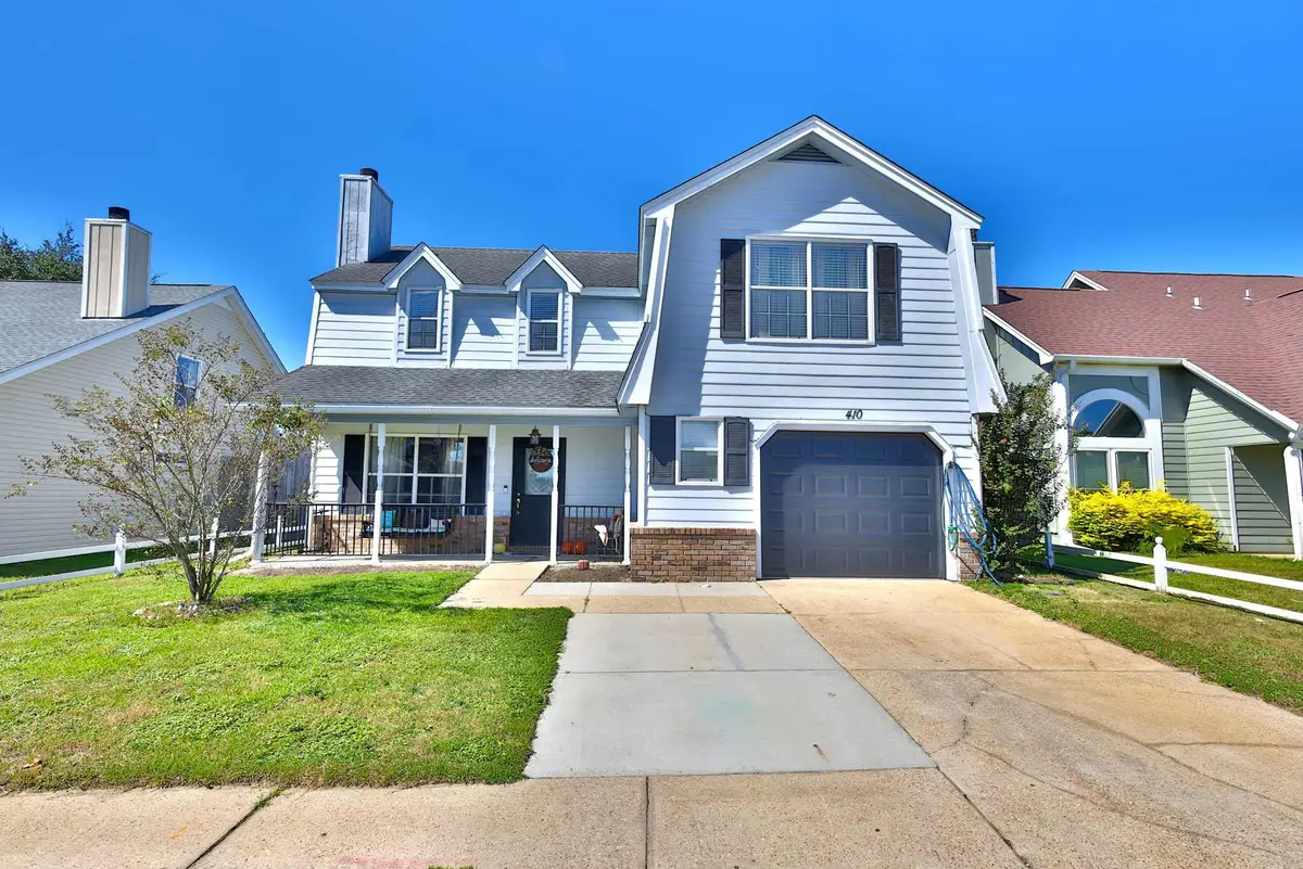 410 Woodland Park Circle, Mary Esther, FL 32569 - Image #1