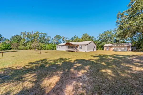 305 Blue Pond Lane, Ponce De Leon, FL 32455