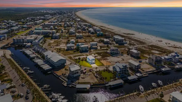 121 Miramar Drive, Mexico Beach, FL 32456