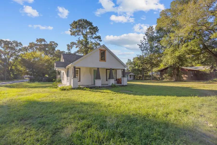 198 E 1st Avenue, Crestview, FL 32536 - Image #2