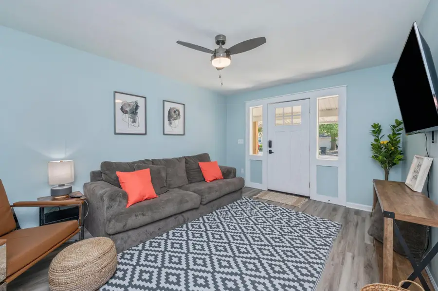 226 NE Bradley Drive, Fort Walton Beach, FL 32547 - Image #3