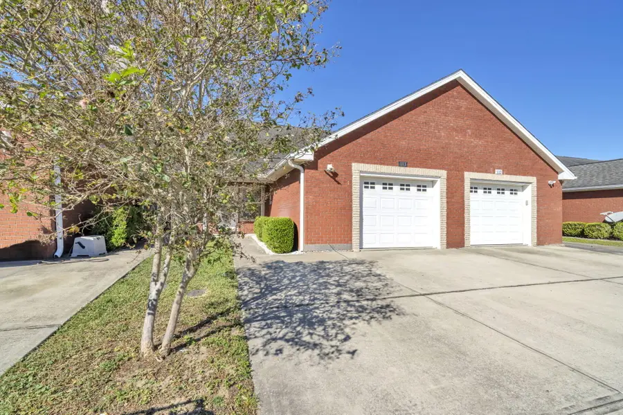 1150 Airport Road #UNIT 113, Destin, FL 32541 - Image #2