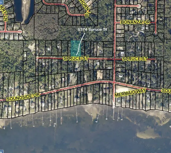 5374 Spruce Street, Gulf Breeze, FL 32563