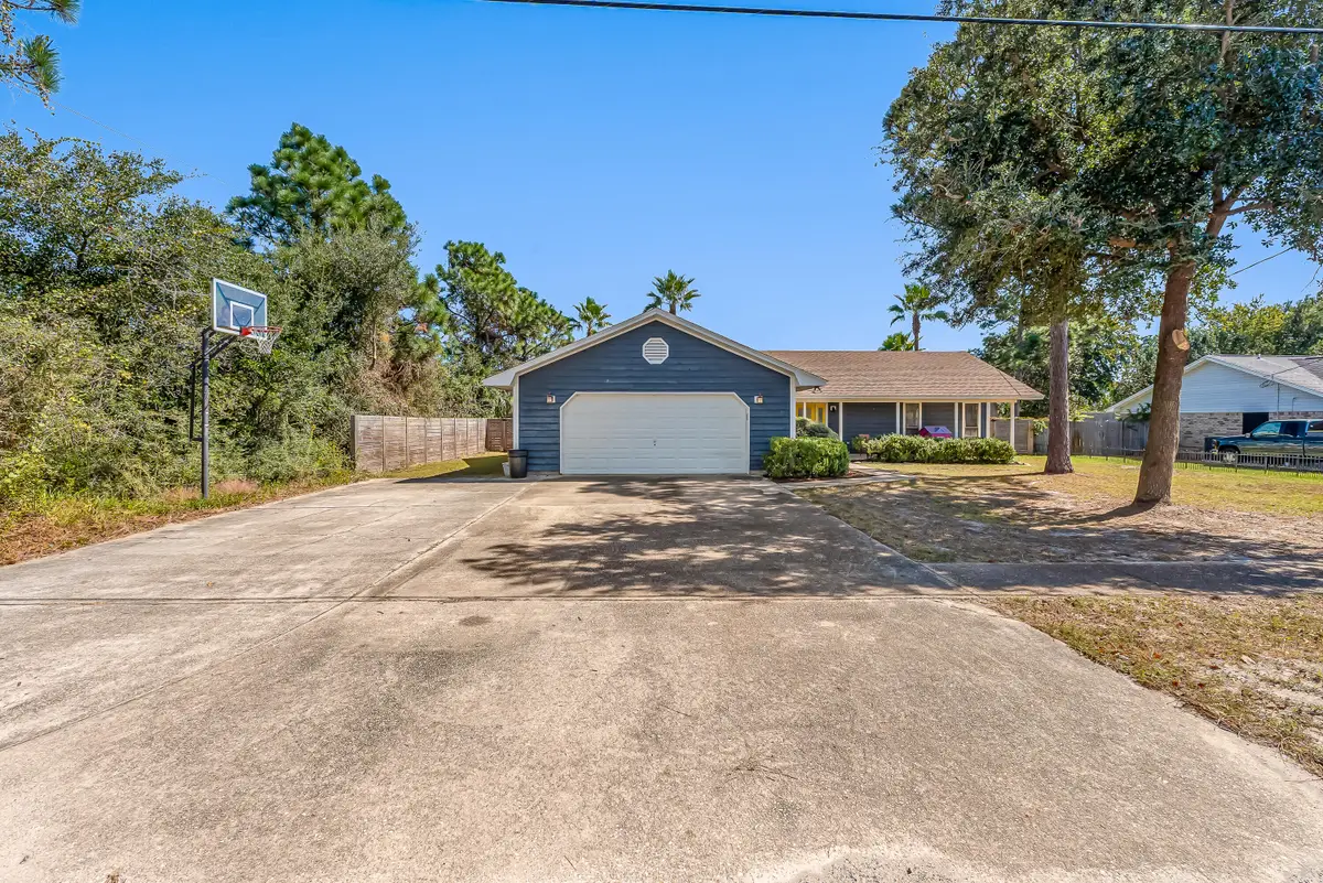 2236 Fox Den Drive, Navarre, FL 32566 - Image #1