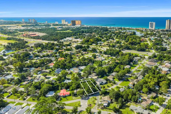 142 Half Acre Lane, Panama City Beach, FL 32413