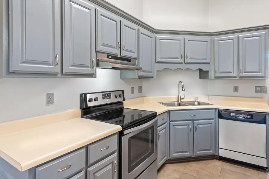 2621 Barefoot Creek Circle, Navarre, FL 32566 - Image #2