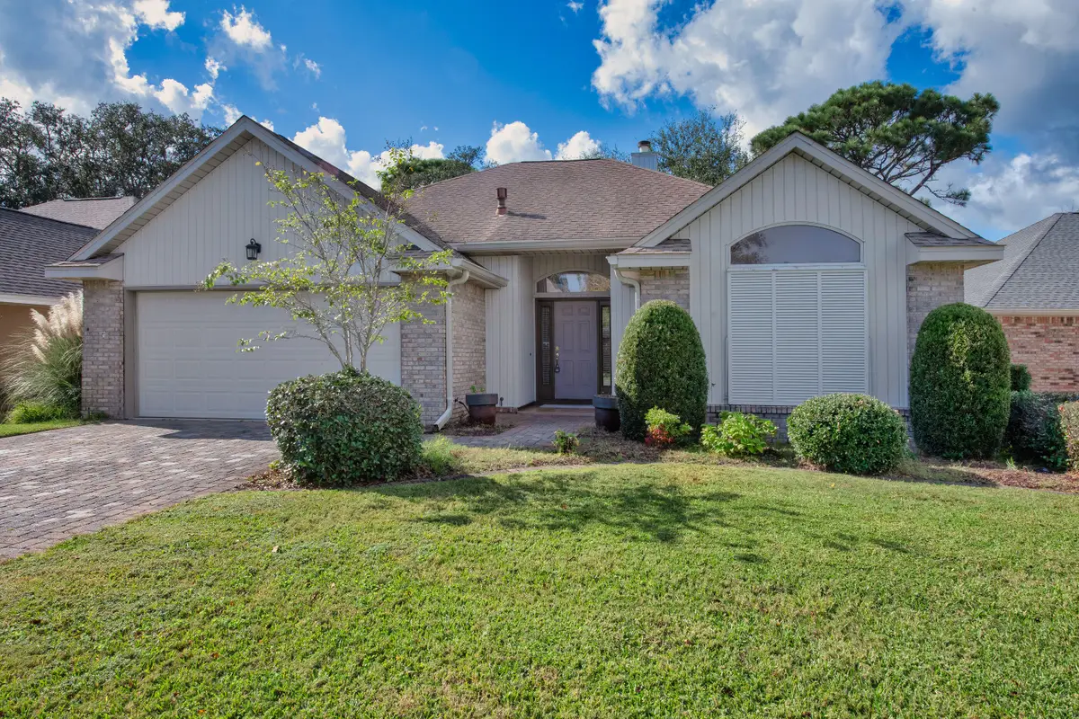 924 Shalimar Point Drive, Shalimar, FL 32579 - Image #1