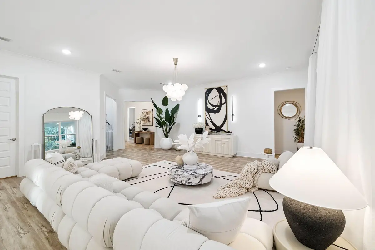 160 N J Hunter's Way, Freeport, FL 32439 - Image #1