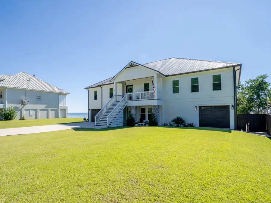 68 Dolphin Place, Freeport, FL 32439 - Image #3