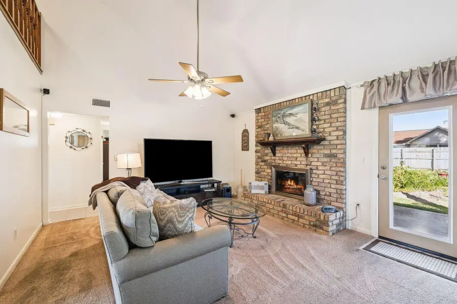 370 Dawn Lane, Mary Esther, FL 32569 - Image #2