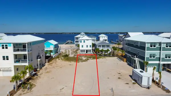 7399 Grand Navarre Boulevard, Navarre, FL 32566