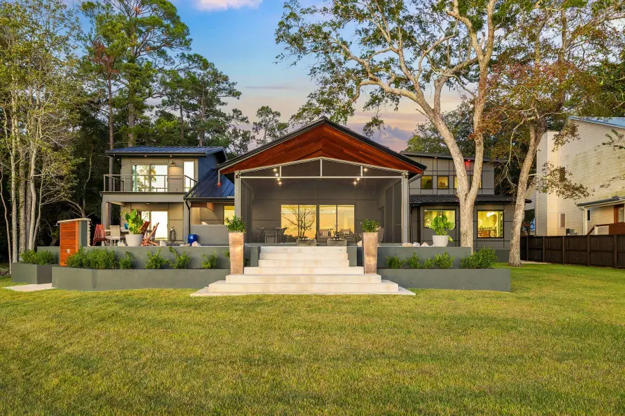 1435 Bayshore Drive, Niceville, FL 32578 - Image #2