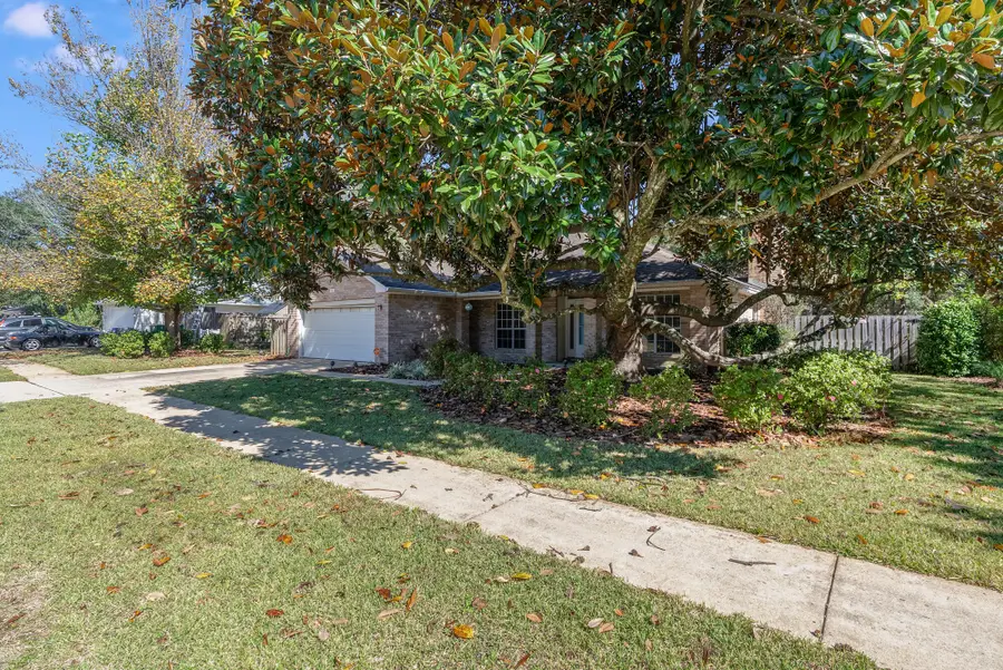 54 Hillcrest Drive, Shalimar, FL 32579 - Image #3