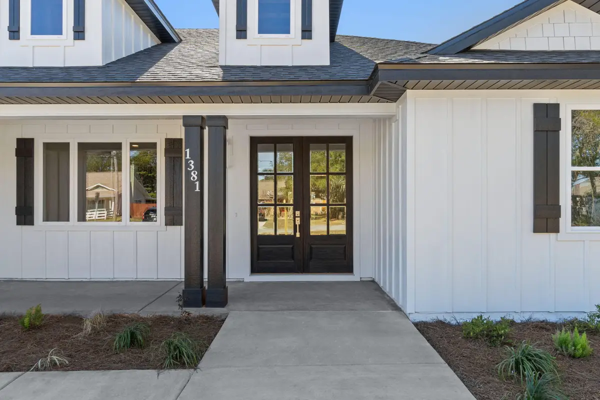 8390 Verano Street, Navarre, FL 32566 - Image #1