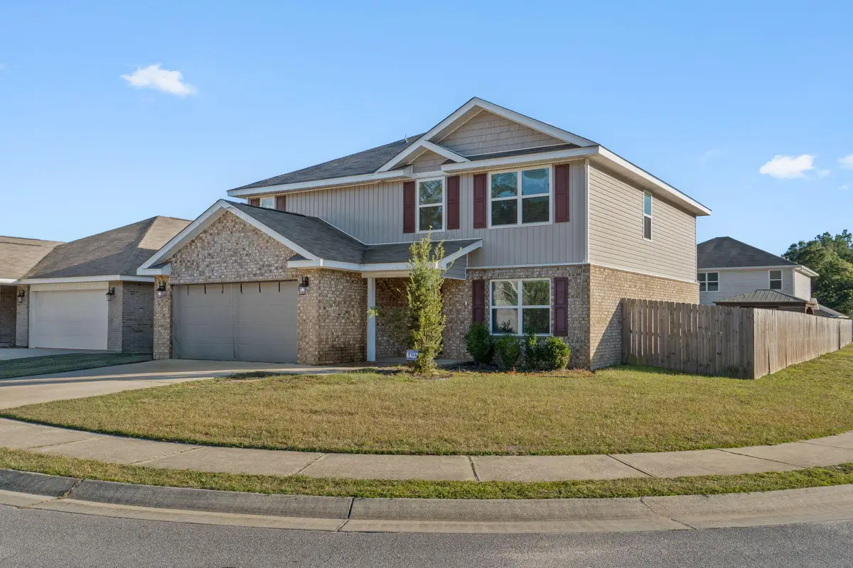 6340 Churchill Circle, Milton, FL 32583 - Image #1