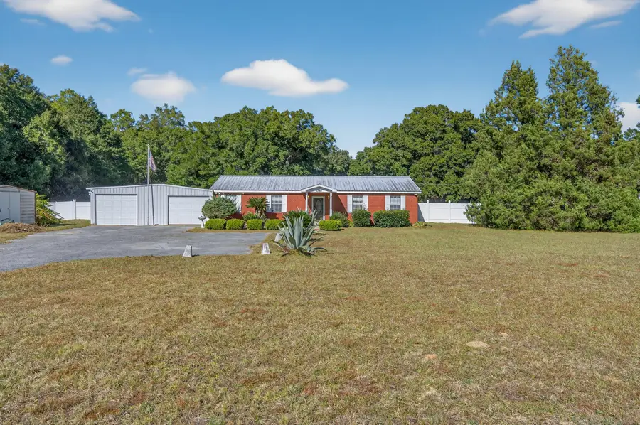 5688 Ridge Avenue, Milton, FL 32583 - Image #2