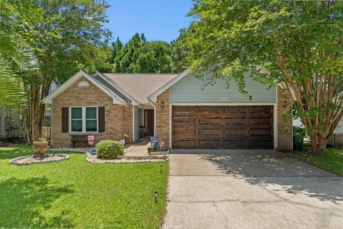 366 Brookwood Boulevard, Mary Esther, FL 32569 - Image #1