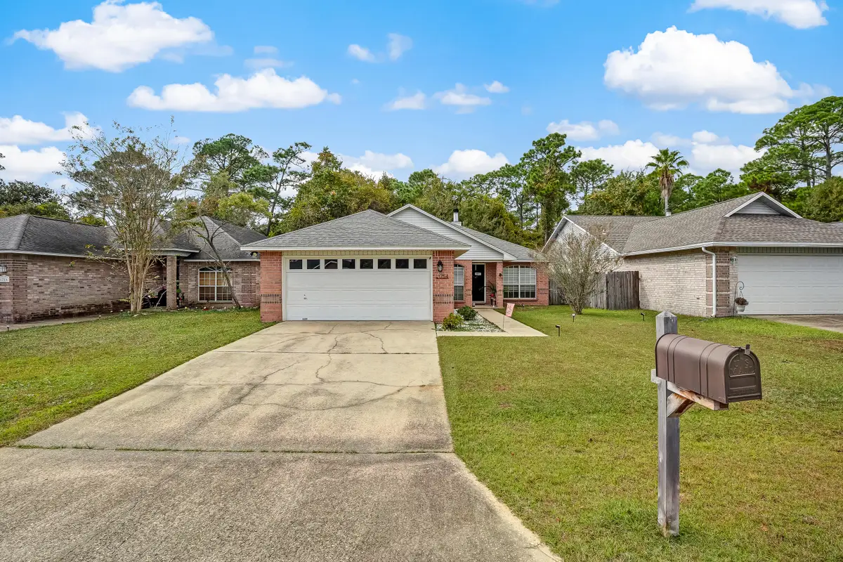 1754 Ivalea Circle, Navarre, FL 32566 - Image #1