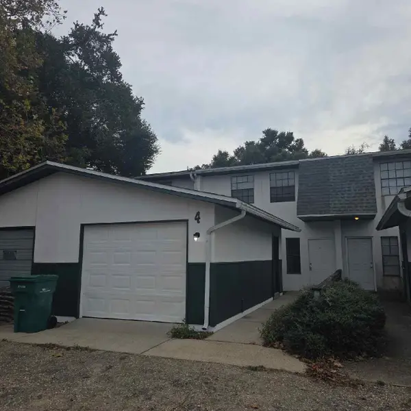 90 6th Avenue #4, Shalimar, FL 32579