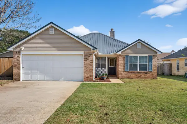 487 Cascabellas Street, Mary Esther, FL 32569