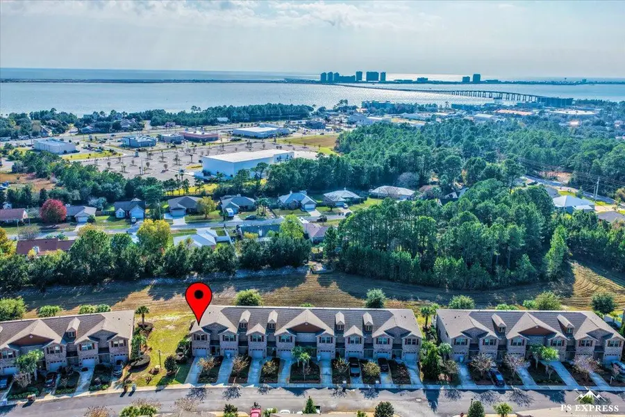 8837 Brown Pelican Circle, Navarre, FL 32566 - Image #2