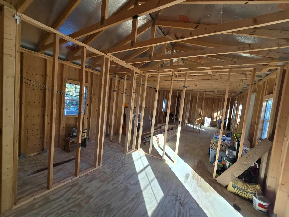 261 E Jonquil Avenue, Defuniak Springs, FL 32433 - #1